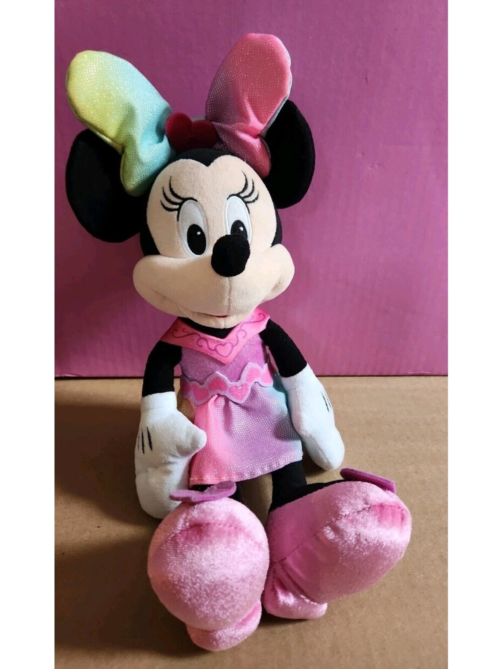 Disney Mickey Mouse Clubhouse Junior Minnie Mouse Singing Talking Light Up Plush